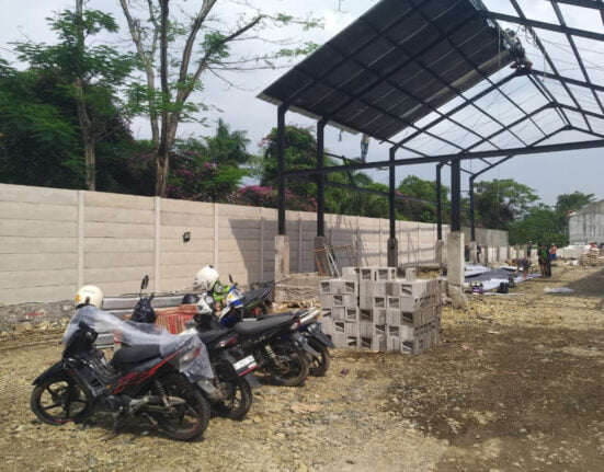 Pembangunan Gudang Wilayah Margaasih Diduga Perizinan Belum Selesai