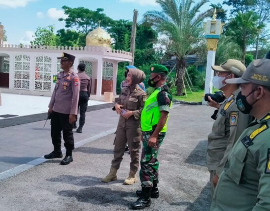 Antisipasi Gangguan Kamtibmas di Wilayah Binaan, Kodim 0808/Blitar Gelar Patroli Bersama