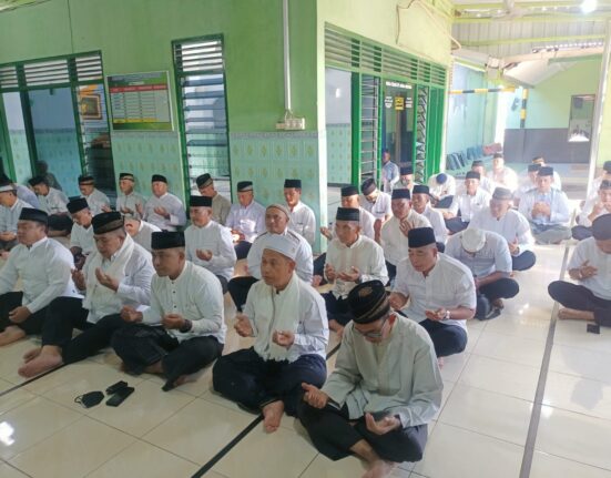 Kodim 0808/Blitar Ikuti Istighosah Kubro Secara Virtual, Dalam Rangka Peringatan Isra Miraj Nabi Muhammad SAW