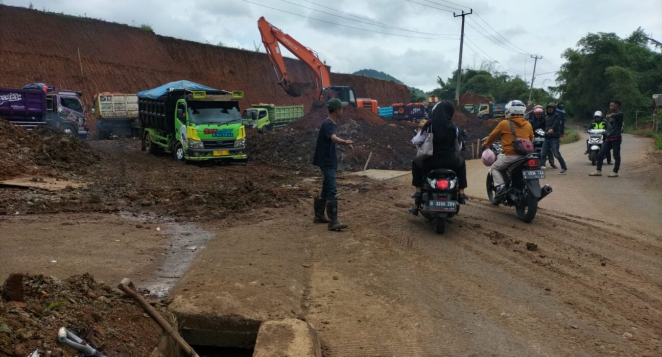Masih Jadi Pertanyaan Adanya Galian Tanah Di Desa Lebakwangi
