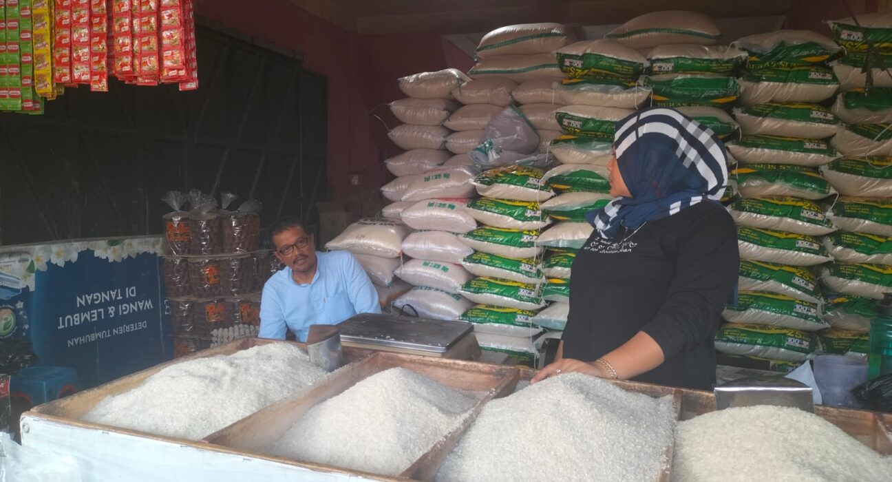 Presiden RI Joko Widodo Berkunjung Ke Pasar Baleendah, Dalam Operasi Pasar