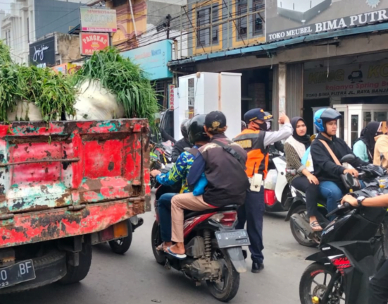 H-2 Idul Fitri Jalur Banjaran Macet Total