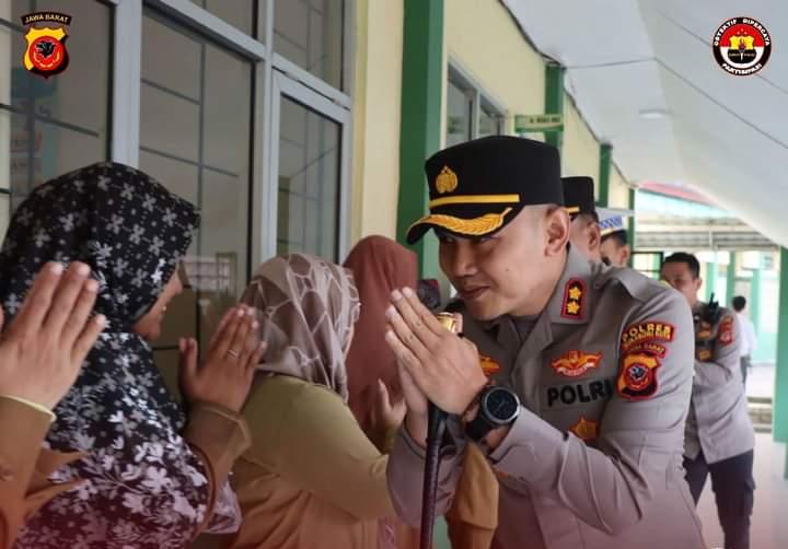 Tingkatkan Kesadaran Kamtibmas Di Kalangan Pelajar, Polres Sukabumi Kota Gelar Police Goes to School
