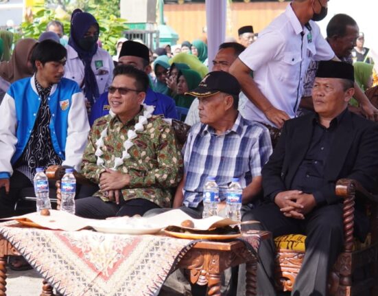 Bupati Bandung Hadiri Kegiatan Hajat Lembur Di Desa Bojongloa