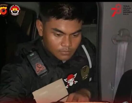 Respon Aduan Warga, Polres Sukabumi Kota Amankan Belasan Botol Mihol di Warung Kelontongan