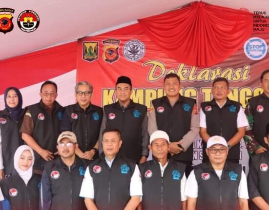 Perang Terhadap Narkoba, Kapolres Resmikan Kampung Tangguh Anti Narkoba