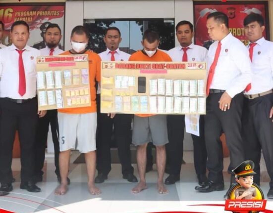POLRES SUBANG UNGKAP KASUS PEREDARAN SEDIAAN FARMASI TANPA IZIN