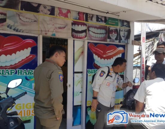 Satpol PP Bersama Dinkes Dan Dpmptsp Kabupaten Bandung Lakukan Verifikasi Lapangan (Verlap) Dental Gigi Ilegal Di Pasirjambu Dan Ciwidey