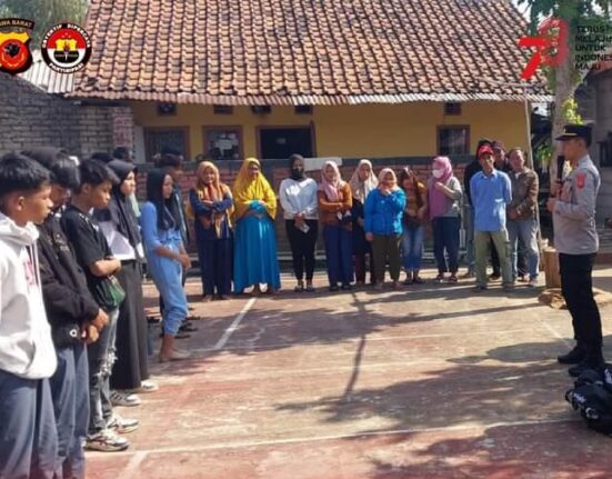 Polsek Ibun Bubarkan Anak Sekolah Yang Tergabung Dalam Kelompok Genk Motor