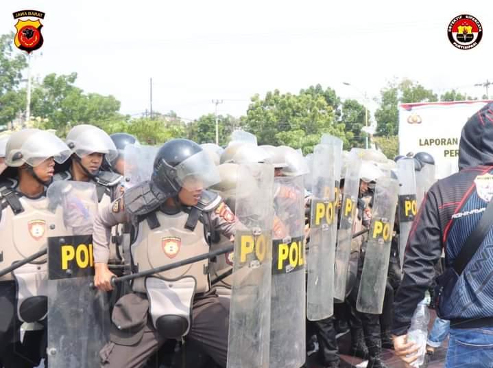 Polres Indramayu Sukses Gelar Simulasi Penanganan Kontijensi Pengamanan Pemilu 2024