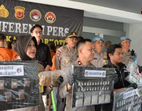 Polres Bogor Ungkap Perkara Jaringan Narkotika Jenis sabu,  Ganja, Home Industri Tembakau Sintetis Dan Sedian Farmasi