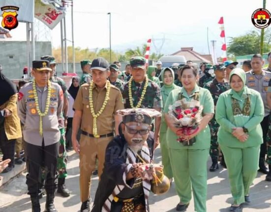 Kapolda Jabar Ikut Menghadiri Panen Raya Wilayah Kodam III Siliwangi
