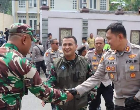 Bersama Dandim Kapolres Sukabumi Kota Cek Proses Pemungutan Suara Pilkades Serentak