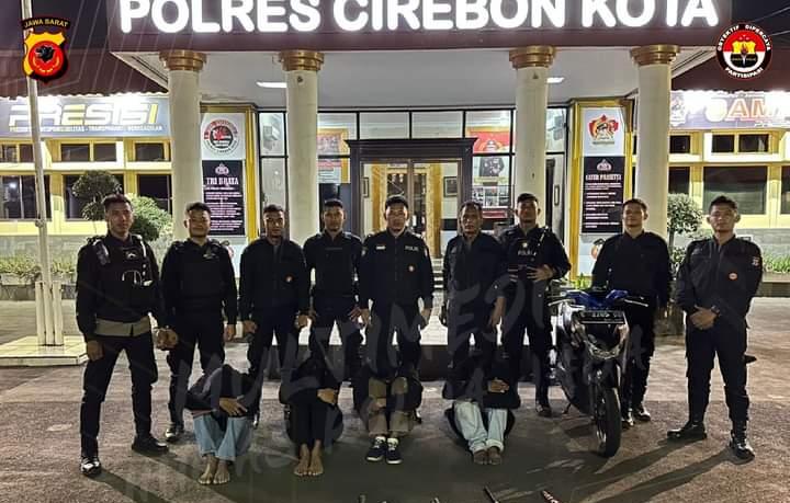 Maung Presisi Polres Cirebon Kota Amankan Empat Remaja Saat Hendak Melakukan Tawuran Konten