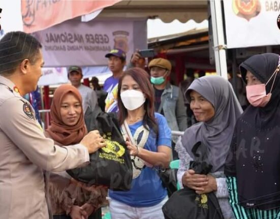 Bidang Humas  Polda Jabar Gelar Bakti Sosial Dalam Rangka  HUT Humas Polri ke-72 Tahun 2023