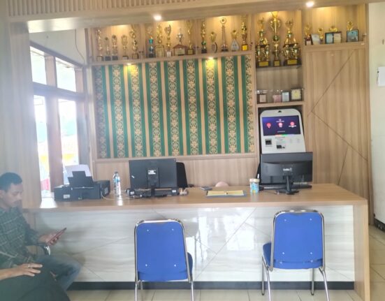 Pelayanan Publik Desa Baros Belum Maksimal, Perangkat Lama mengundurkan Diri