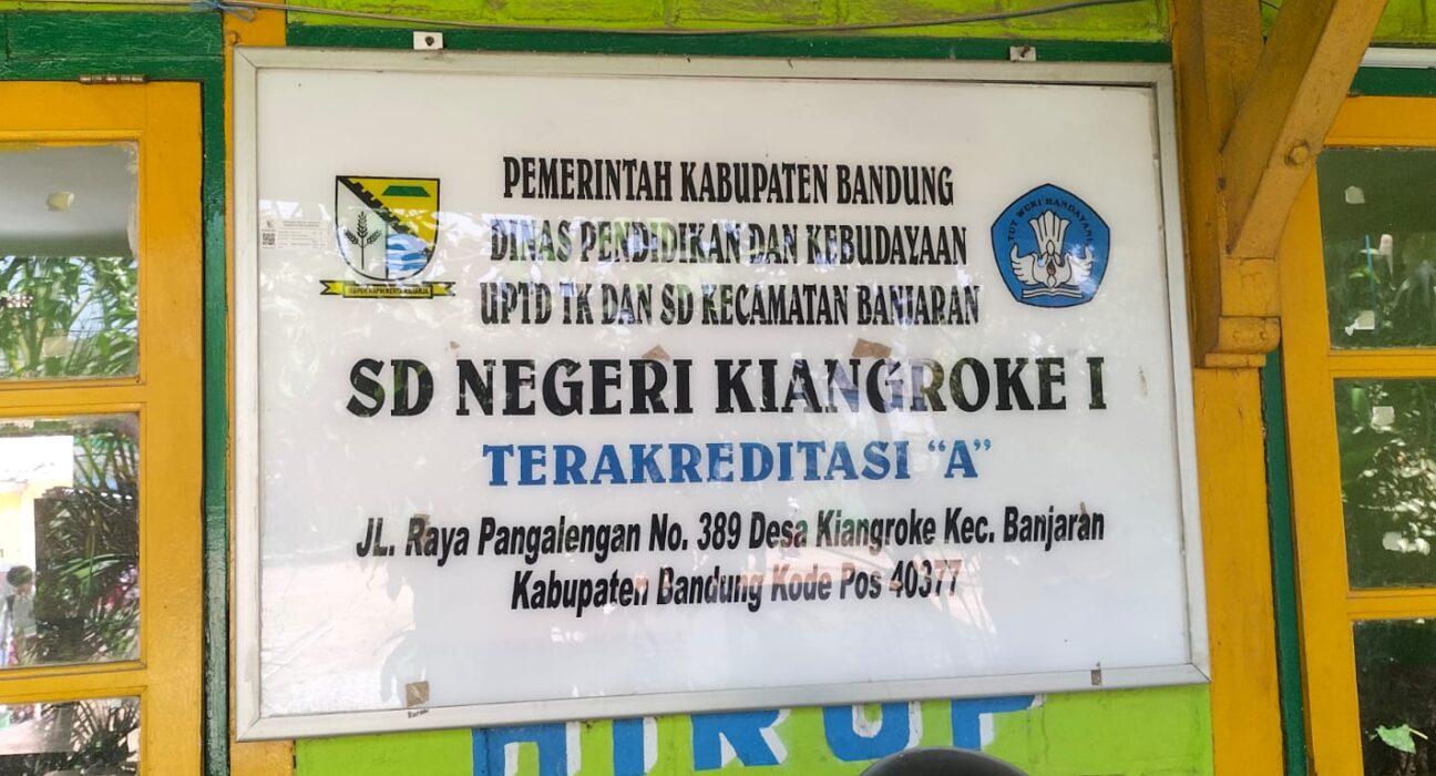 Pengerjaan Rehabilitasi Sedang/Berat Di SDN Kiangroke 1 Asal-Asalan