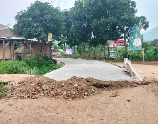 Tidak Tranfaran Pembangunan Rabat Beton Di Desa Bojongsari Nihil Papan Proyek