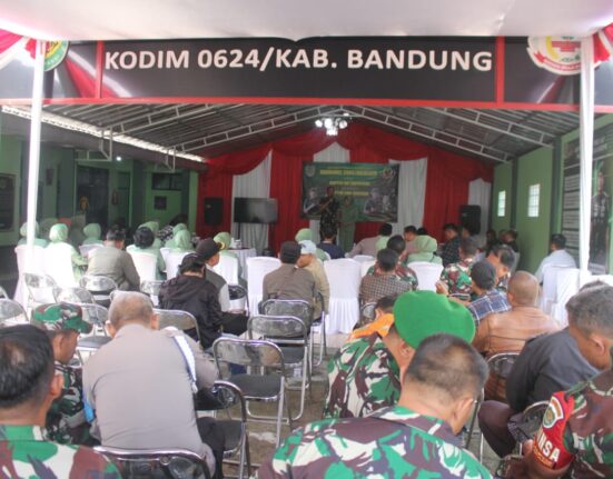 GIAT MONITORING PISAH SAMBUT DANRAMIL 2405/ARJASARI BERTEMPAT DI AULA KORAMIL 2405/ARJASARI KEC. ARJASARI KAB. BANDUNG