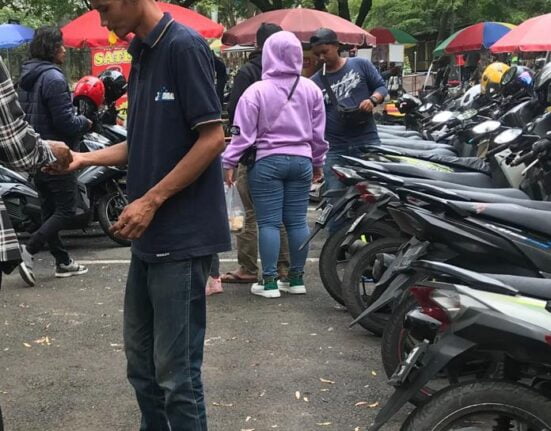 Pungli Parkir Tanpa Karcis Terjadi Di Komplek Pemda Kab Bandung