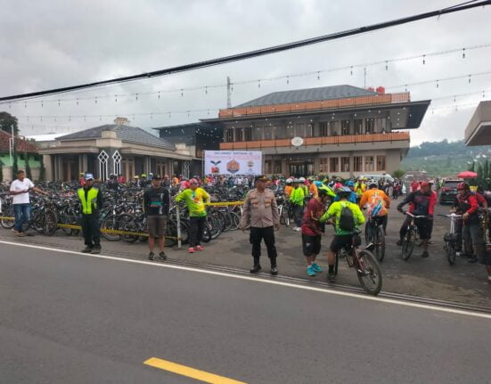 Acara Sepeda Santai Dalam Rangka Anniversary D’Mantog Di RM Sangkan Hurip