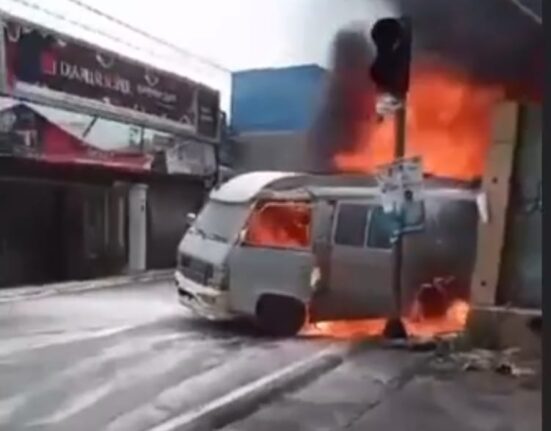 Rumah Milik Iit 5 Bulan Silam Terbakar Akibat Dari Salah Satu Mobil L300 Minibus Yang Di Modifikasi