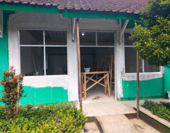 Camat Pasirjambu Sebagai Pengguna Anggaran Dalam Melaksanakan Pembangunan Rehab Abaikan KIP