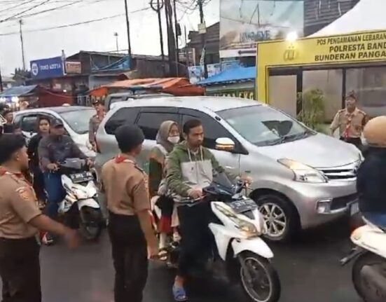 Polsek Pangalengan Amankan Kemacetan Lalin Lebaran H+ 4