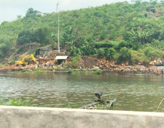 Pemeliharaan Berkala Situ Bayongbong Diduga Bermasalah