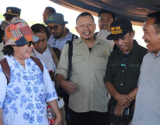 Kemenko Marves dan Kementan RI Dorong Pengembangan Pertanian Terpadu di Garut