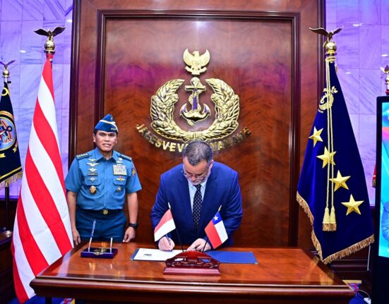 TNI AL Terima Kunjungan Kehormatan Duta Besar Chili Untuk Indonesia