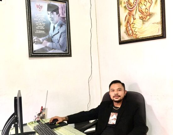 Sekjen L.I.B DPC Kota Salatiga Beri Dukungan Kapolda Jateng Irjen Pol Ahmad Lutfi S.H Menjadi Calon Gubernur Jawa Tengah