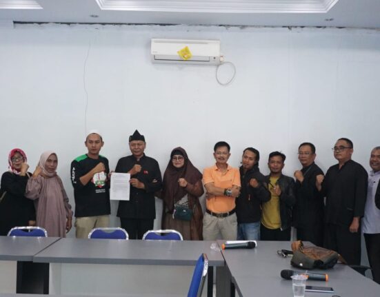 Diskominfo Garut Terima Audiensi dengan Aliansi Pemuda Akhir Zaman Bahas Judi dan Prostitusi Online