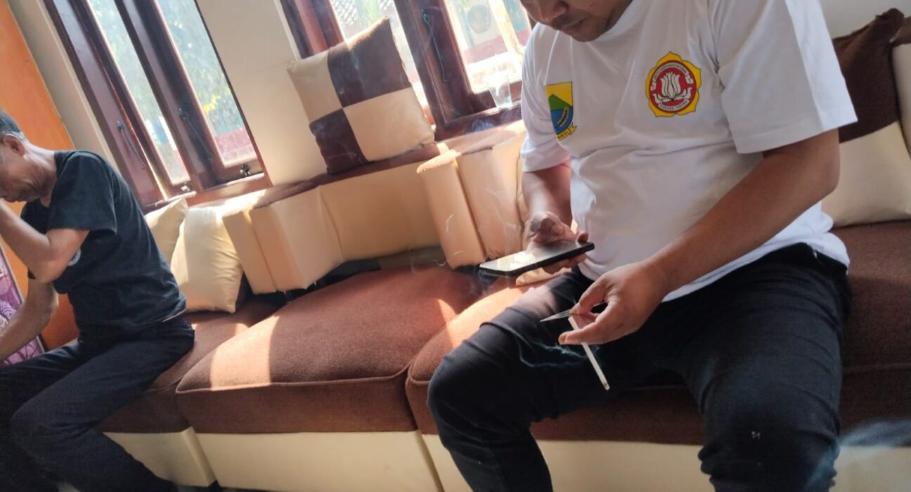 Diduga Kepala Desa Mekarwangi Kec Cikadu Alergi Wartawan