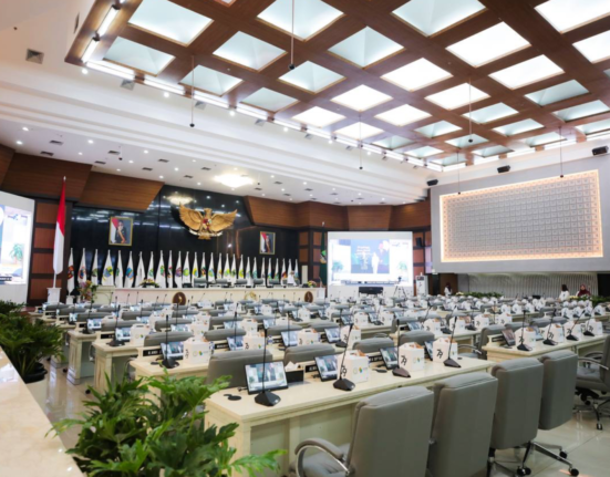 DPRD Jawa Barat Adakan Rapat Paripurna, Apresiasi Prestasi Provinsi