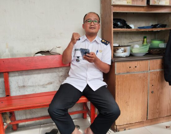 Warga Ragukan Hak Jawab Lurah Palasari Terkait APBD 2023