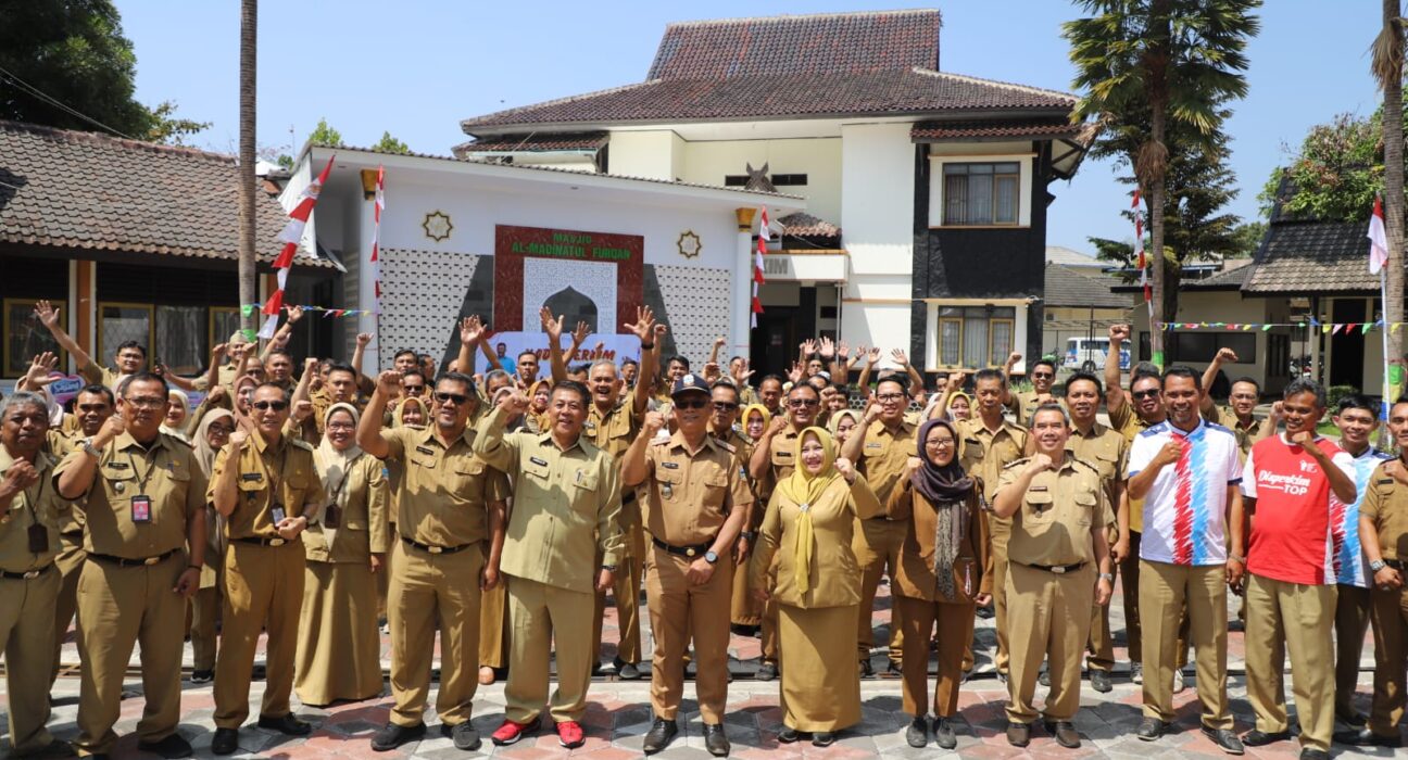 Sekda Garut Resmi Buka Semerbak Perkin untuk Peringati HUT ke-79 RI