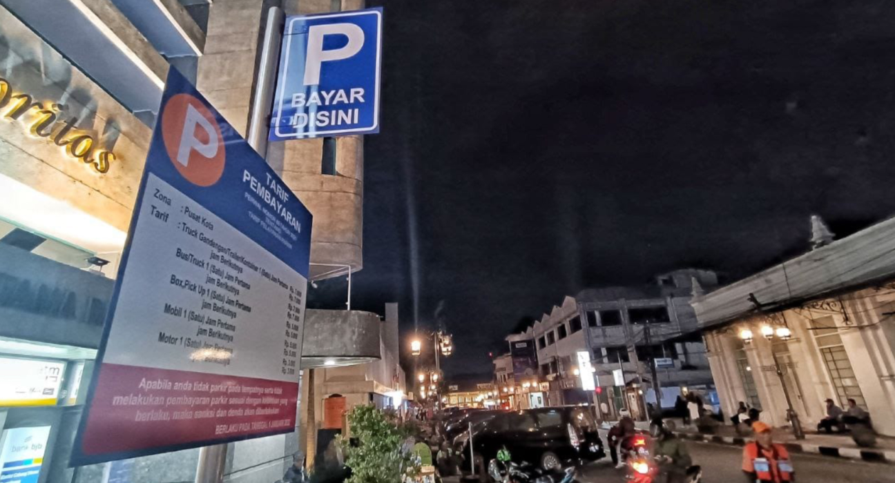 Dishub Kota Bandung Pecat Oknum Juru Parkir yang Getok Tarif