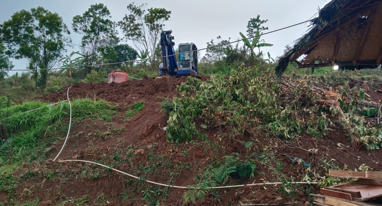 DIDUGA LANGGAR KIP, PEMBANGUNAN (USB), SMAN 1 PASIRJAMBU