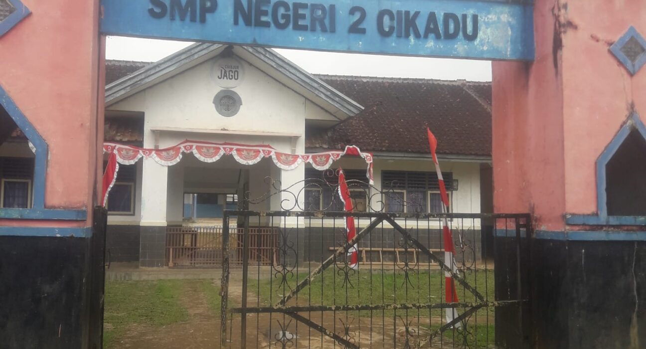 Oprator Sekolah SMPN 2 Cikadu, Tilep Bantuan PIP Untuk Judol