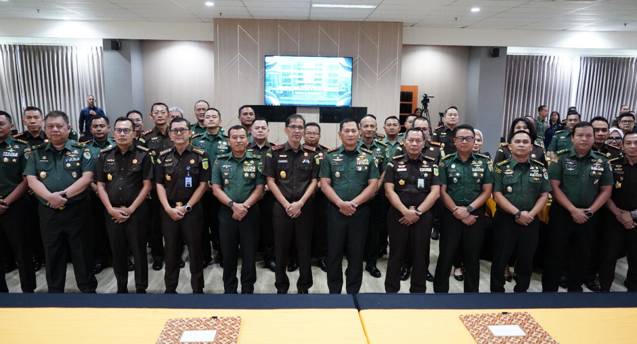 Pangdam III/Slw dan Kajati Jabar Tandatangani PKS