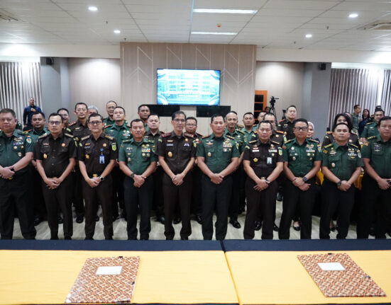 Pangdam III/Slw dan Kajati Jabar Tandatangani PKS