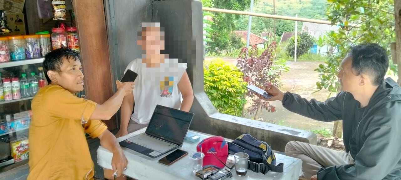 Diduga 3 Koordinator Desa Kec Pameungpeuk Lakukan Transaksi Uang