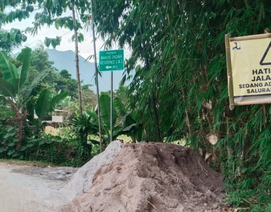 Proyek Drainase Kampung Legoksura Diduga "Siluman", Tanpa Papan Informasi Dan Tidak Tranfaran