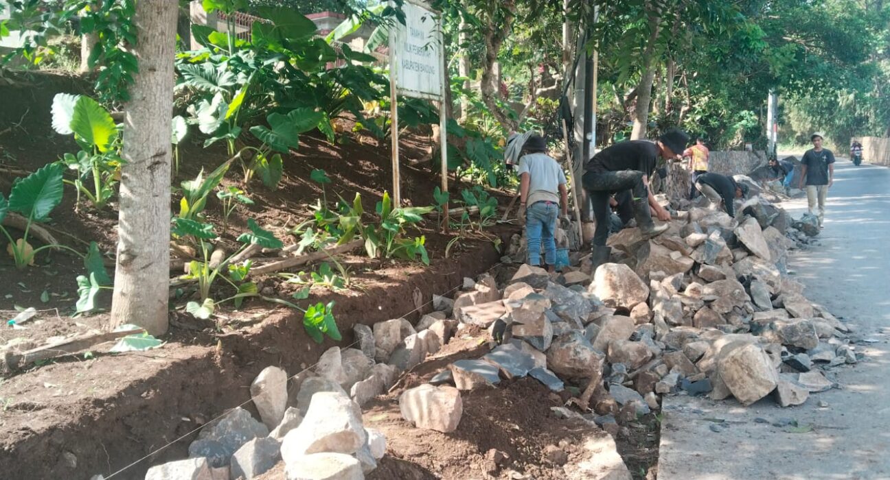 Tanpa Papan Informasi, Proyek TPT di TPU Eigendom Banjaran Diduga Proyek "Siluman"