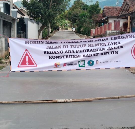 Proyek Rabat Beton di Desa Baros Tanpa Papan Informasi, Transparansi Publik Dipertanyakan