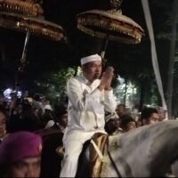 Kemeriahan Milangkala Tatar Sunda: Warga Jabar Antusias Sambut Gubernur dalam Kirab Budaya di Gedung Sate