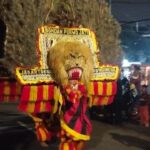 Kemeriahan Milangkala Tatar Sunda: Warga Jabar Antusias Sambut Gubernur dalam Kirab Budaya di Gedung Sate