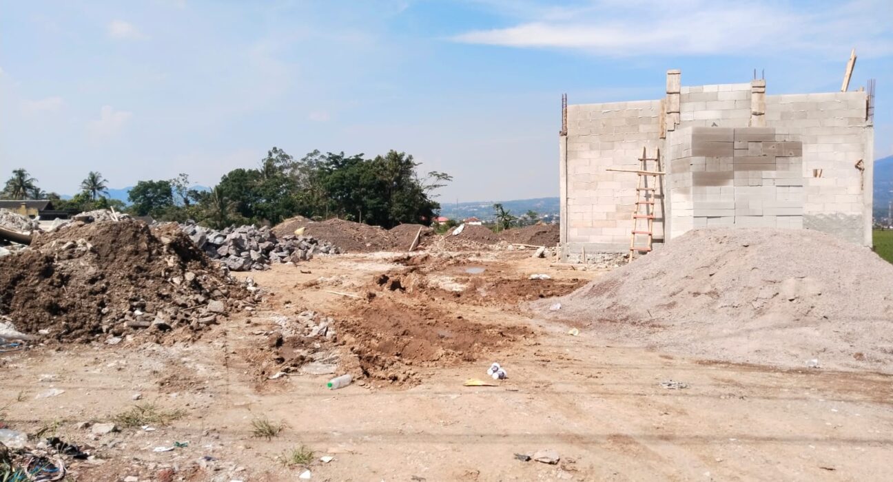 Warga Diimbau Waspada, Lahan di Banjaran Diduga Ditimbun Limbah Sisa Pembakaran Batu Bara