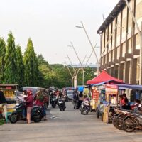 Warga Nilai Penertiban PKL GOR Gondrong Berjalan Lambat,